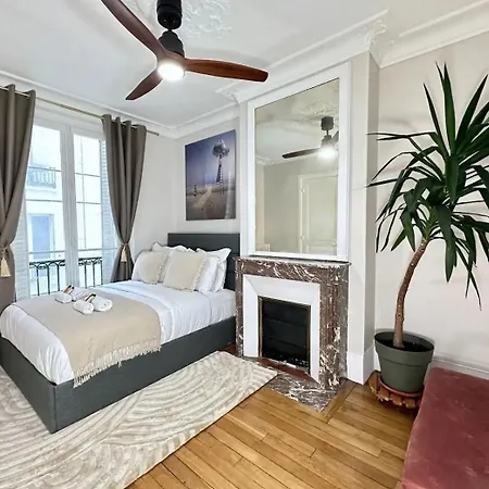 Apartment Elegant Steps From Louvre And Notre-dame Paris